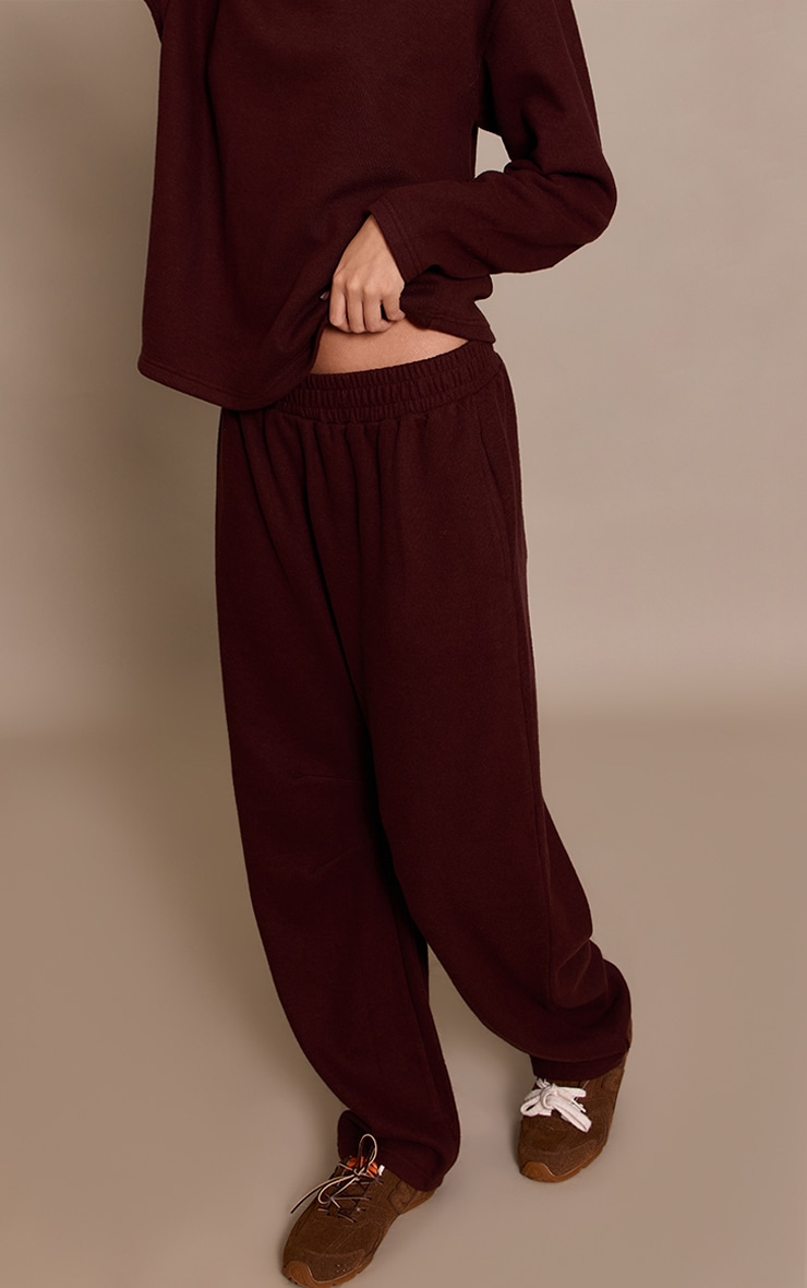 Pantalon droit brossé côtelé chocolat à pinces image 2