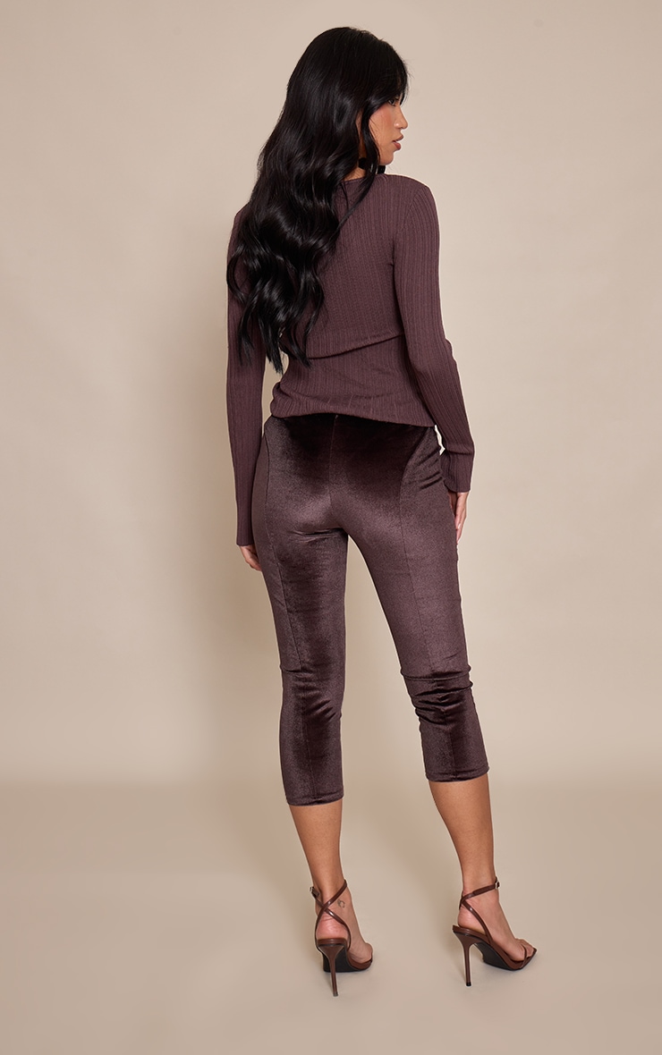 Brown Velvet Capri's image 3