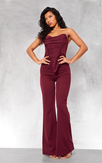 Combinaison bustier style corset bordeaux froncée à détail pointu