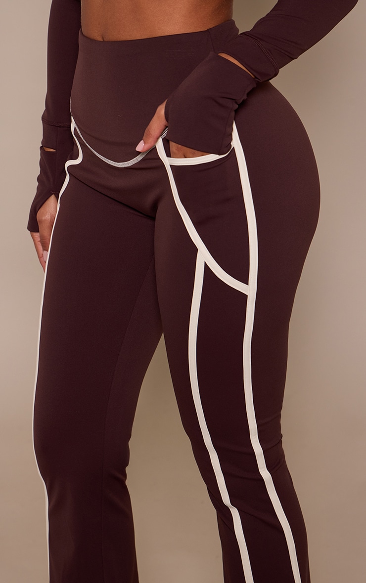 Petite PLT Chocolate Sculpt Contrast Piping Pocket Detail Yoga Flares image 4