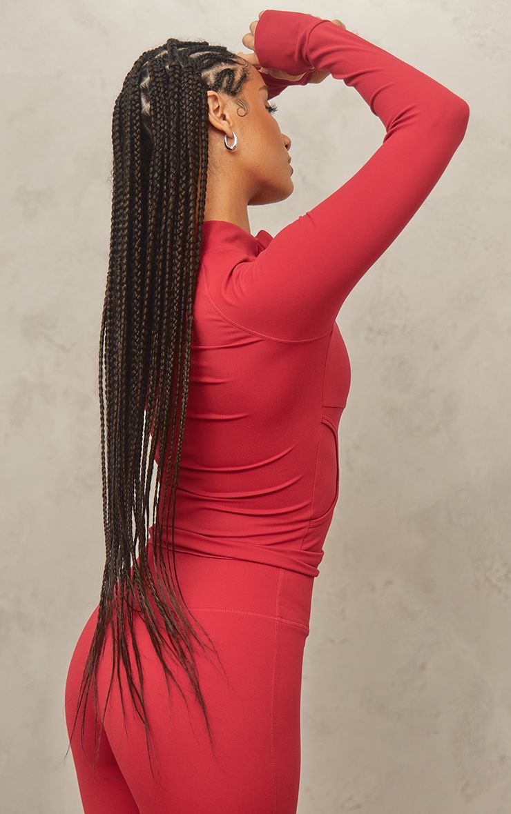 Veste de sport Sculpt rouge à poches et zip doublé image 2