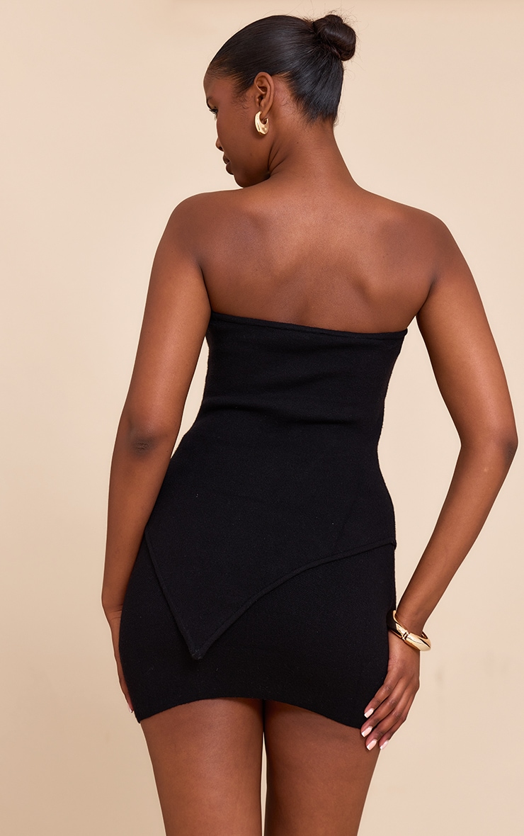 Top bustier en maille fine noire à ourlet asymétrique image 2