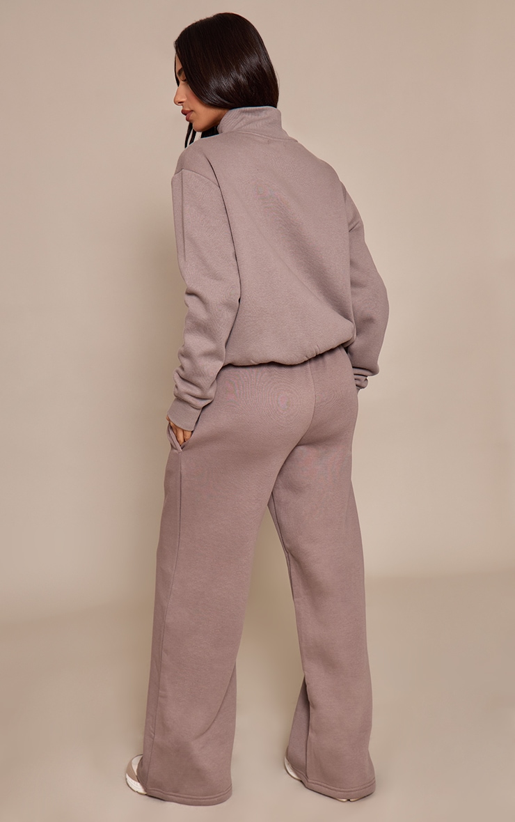 Petite Charcoal Seam Detail Straight Leg Sweatpants image 3
