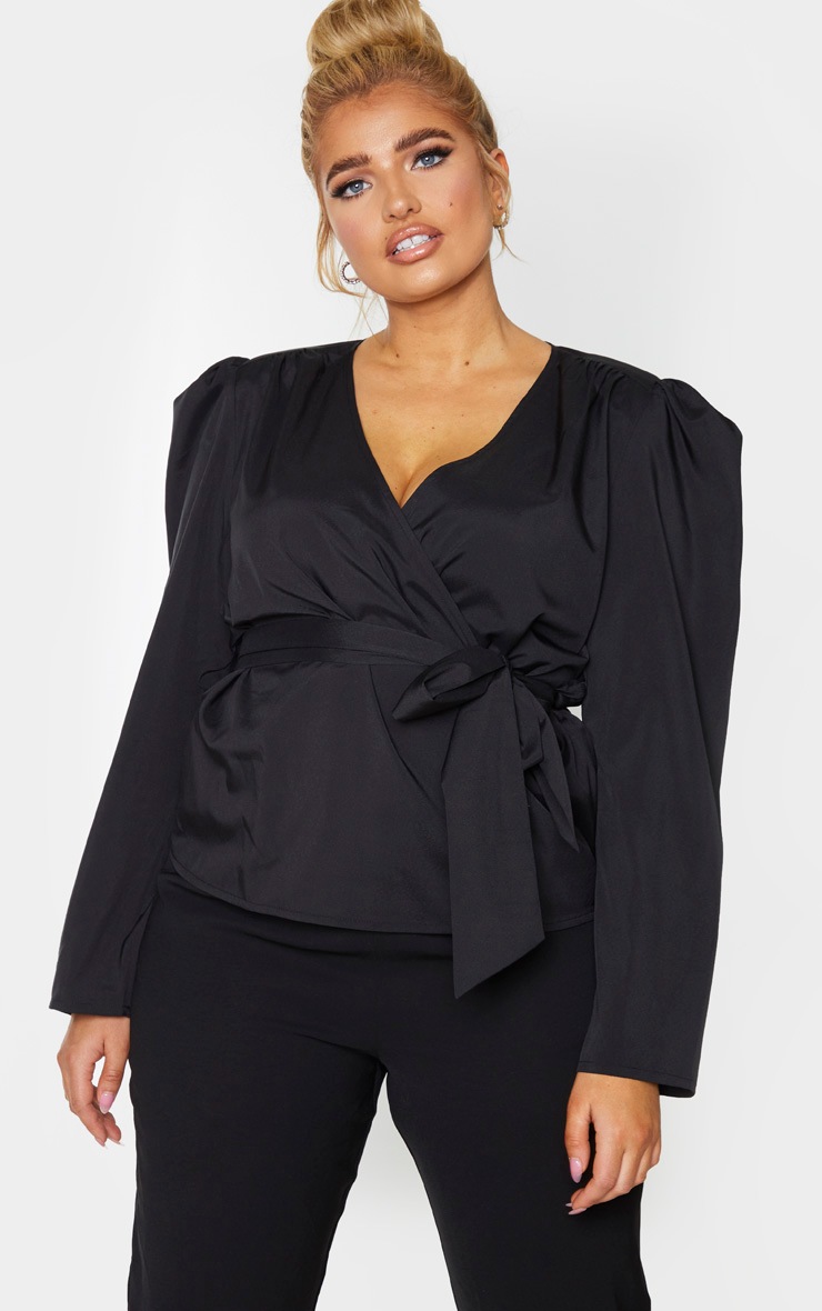 PLT Plus - Blouse décolletée tissée noire à manches bouffantes