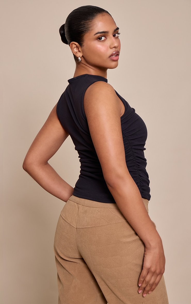 Petite Top noir à détail torsadé image 2