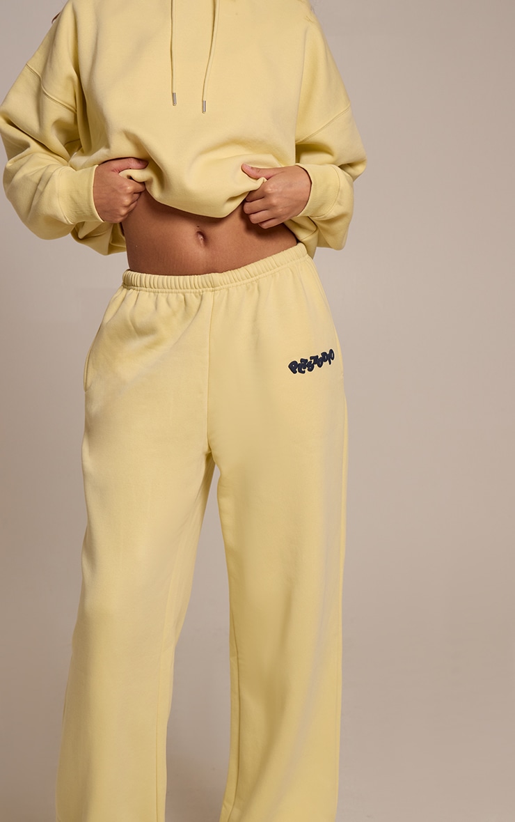Jogging taille fine jaune bouffant à logo PLT Studio image 4