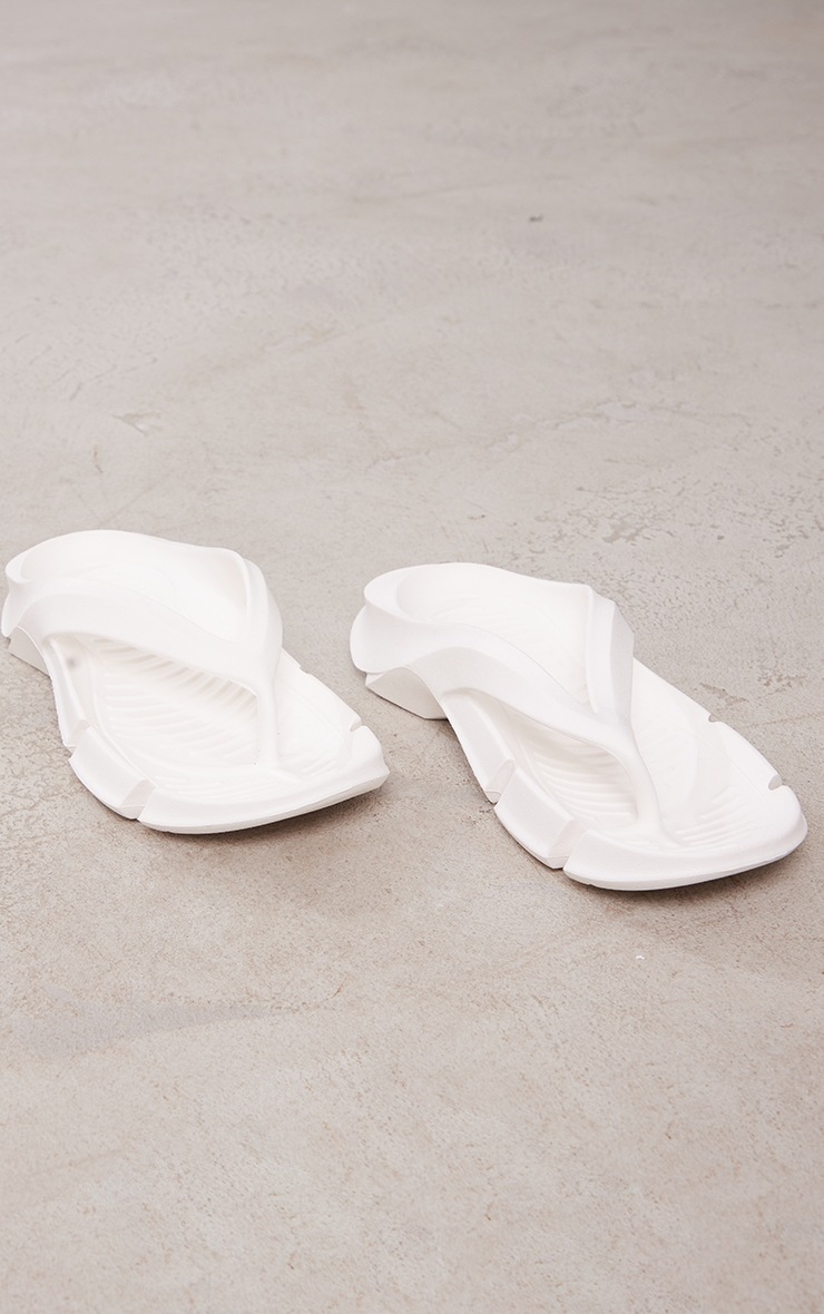 White Rubberised Cleated Sole Flip Flops image 2