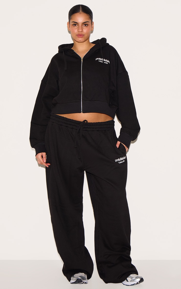 PRETTYLITTLETHING Plus Black Printed Premium Zip Front Hoodie image 3