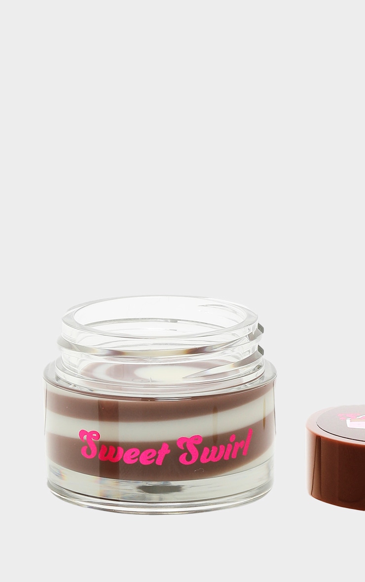 I Heart Revolution Sweet Swirl Lip Balm - Cookies And Cream image 3