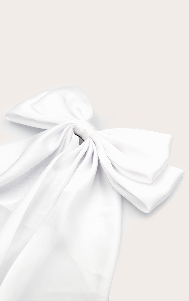White Oversized Bow Hair Clip image 2