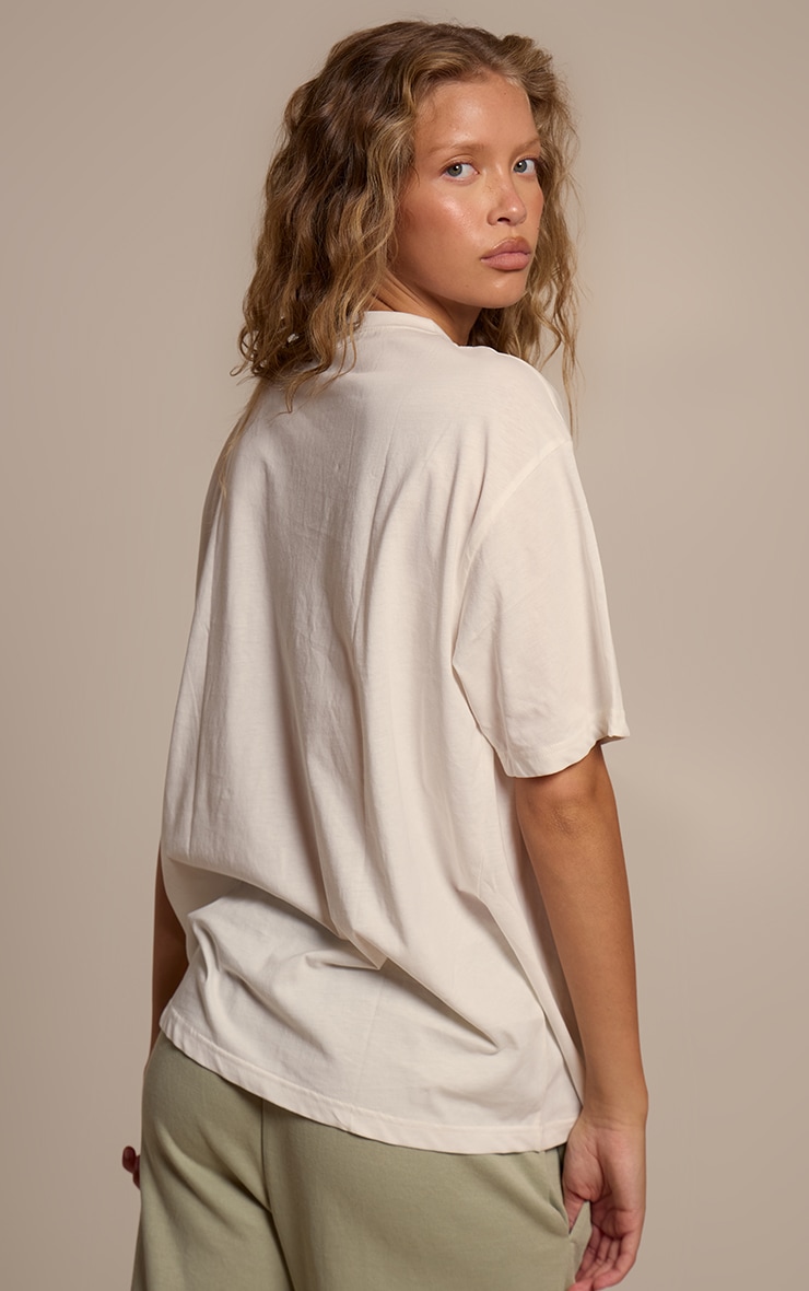 Cream Prettylittlething Oversized T-Shirt image 2