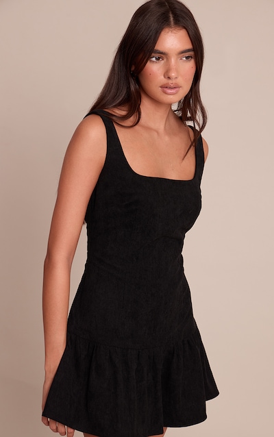 Robe droite en velours côtelé noire à encolure dégagée