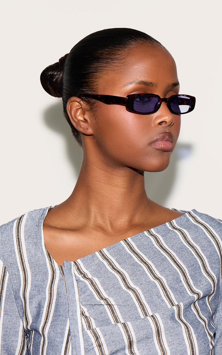 Jeepers Peepers Lunettes de soleil fines en écailles à verres contrastants image 1