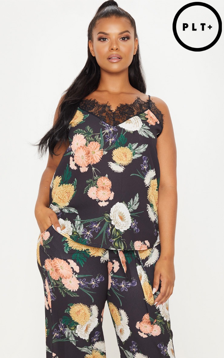 plus black lace trim