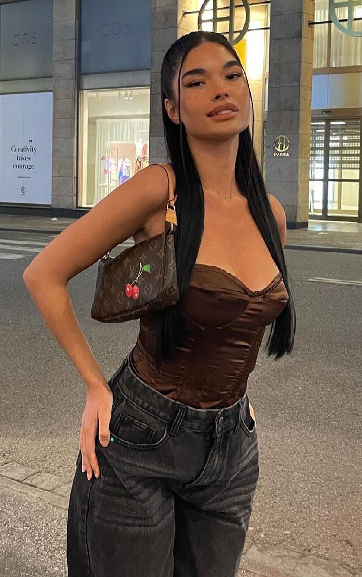 Corset marron chocolat satiné