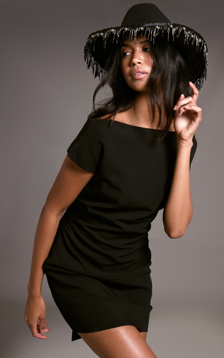 Mini robe tissée noire à manches drapées image 1