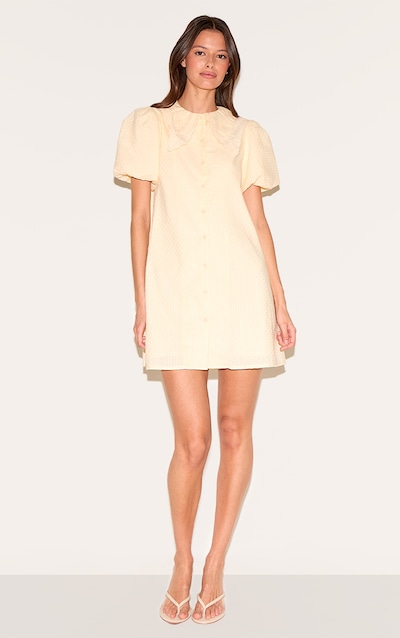 Robe chemise en coton brodé amande à bordure en dentelle et manches bouffantes