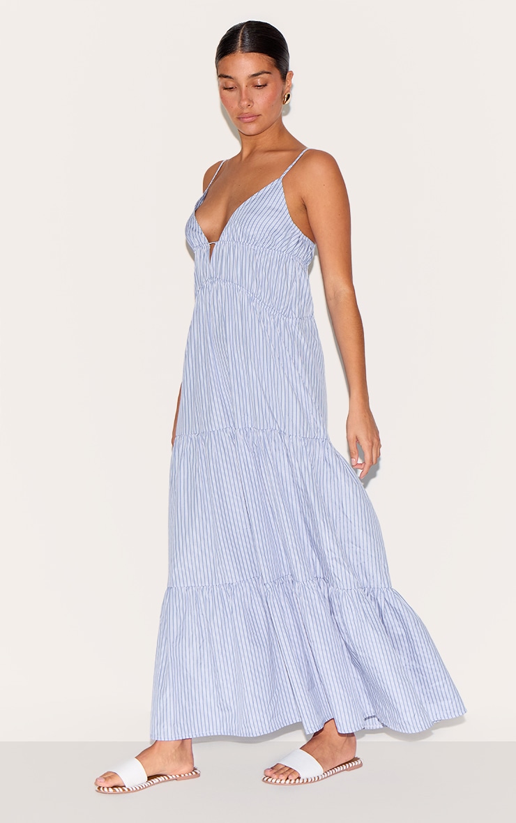 Petite Robe longue bleue finement rayée à bretelles fines et étages image 3