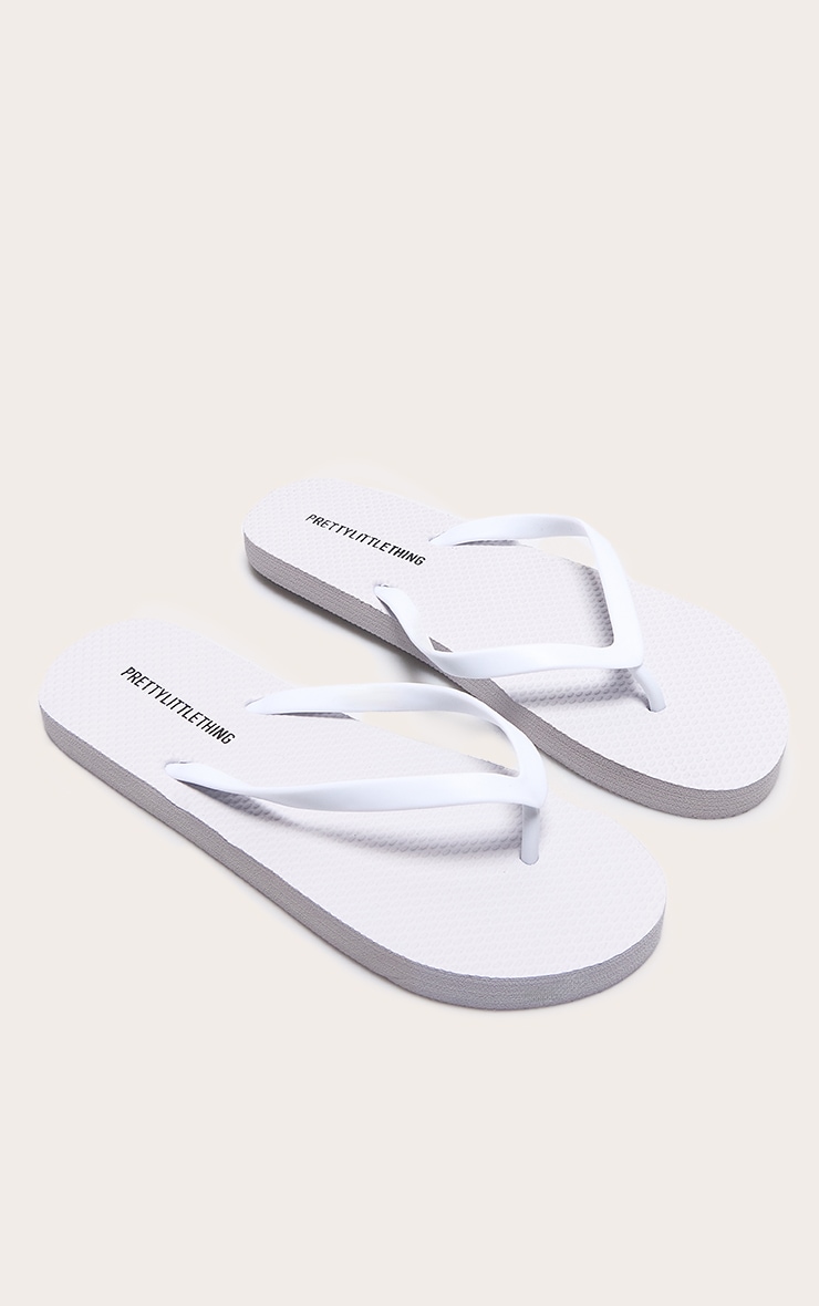Black & White Flip Flops 2 Pack image 2