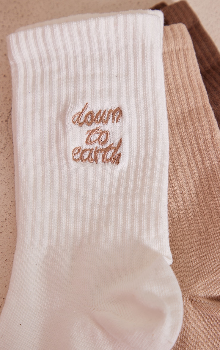 Chaussettes marrons neutre à logo Down to earth image 2