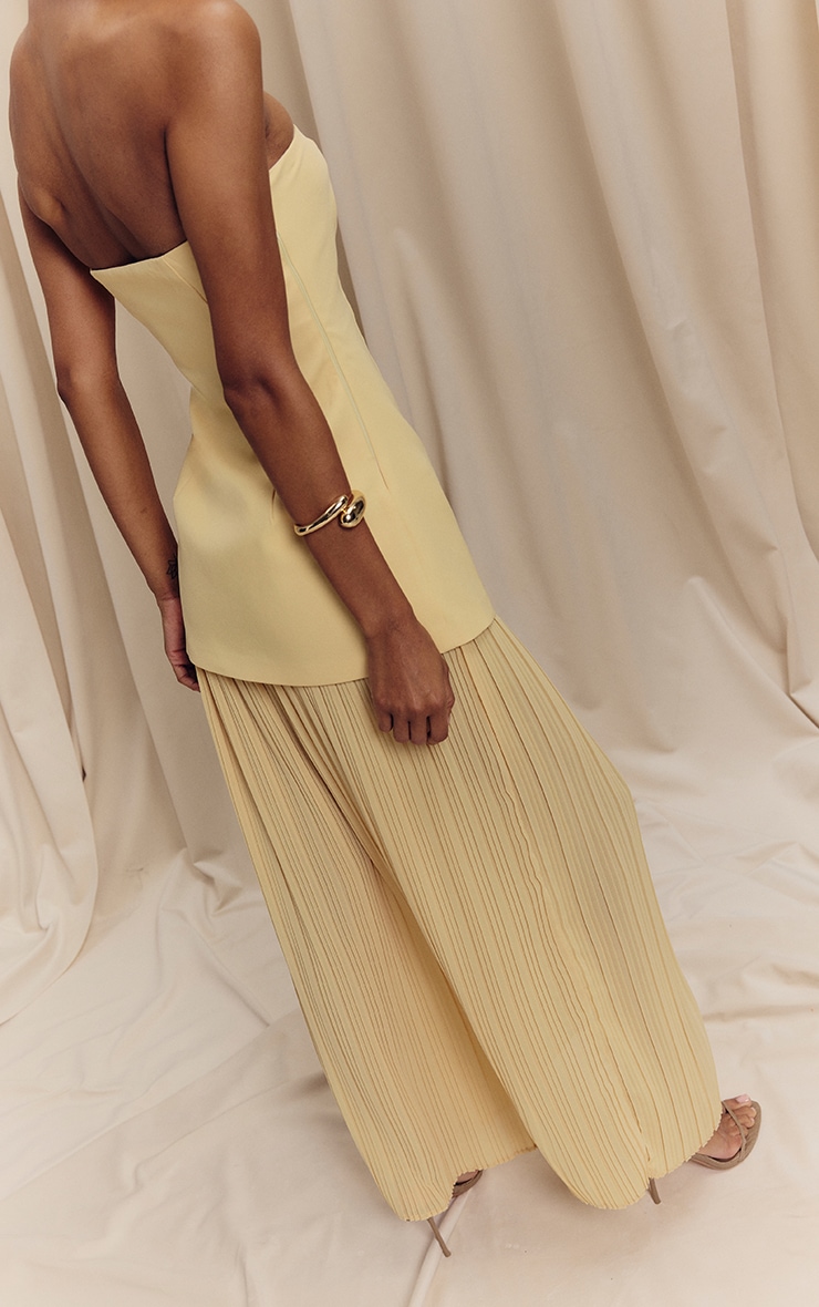 Robe bustier longue jaune citron à partie en mousseline de soie plissée image 2