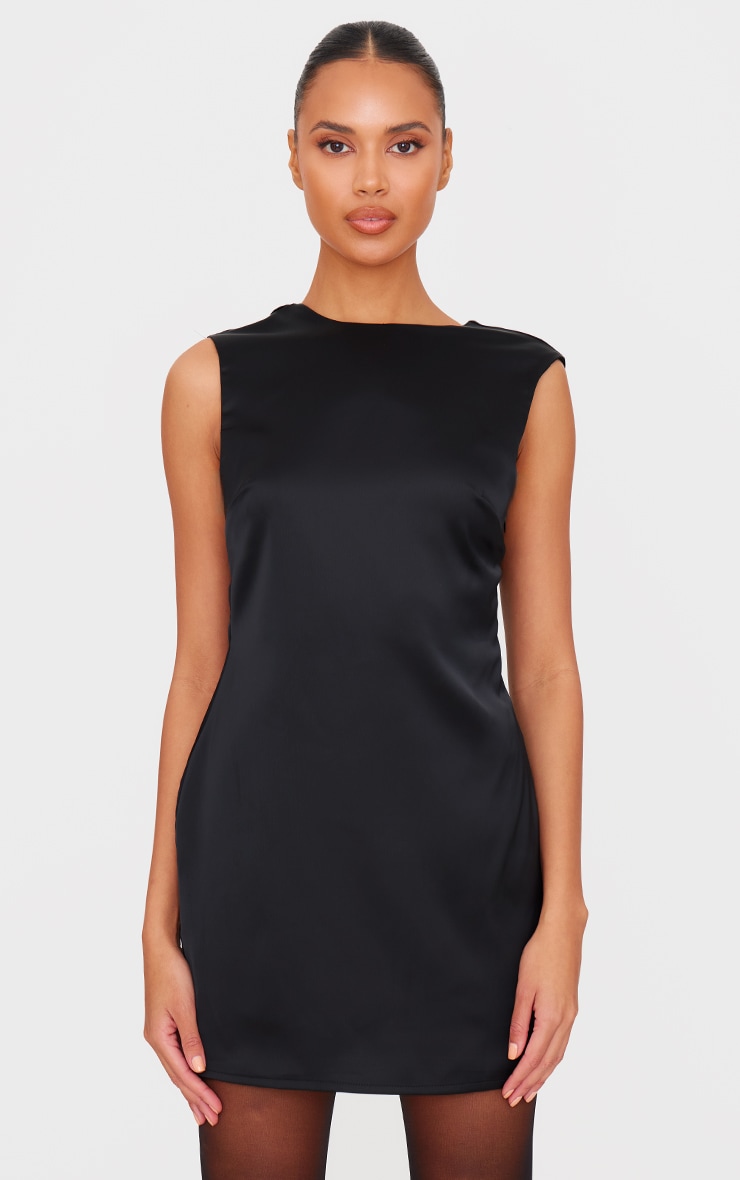 Mini robe satinée noire à dos plongeant et nœud image 2