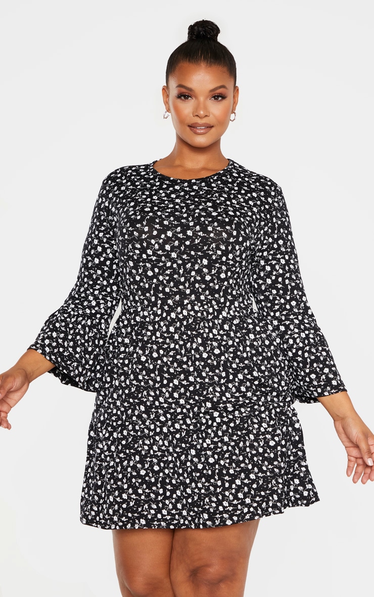 Plus Black Ditsy Floral Shift Dress