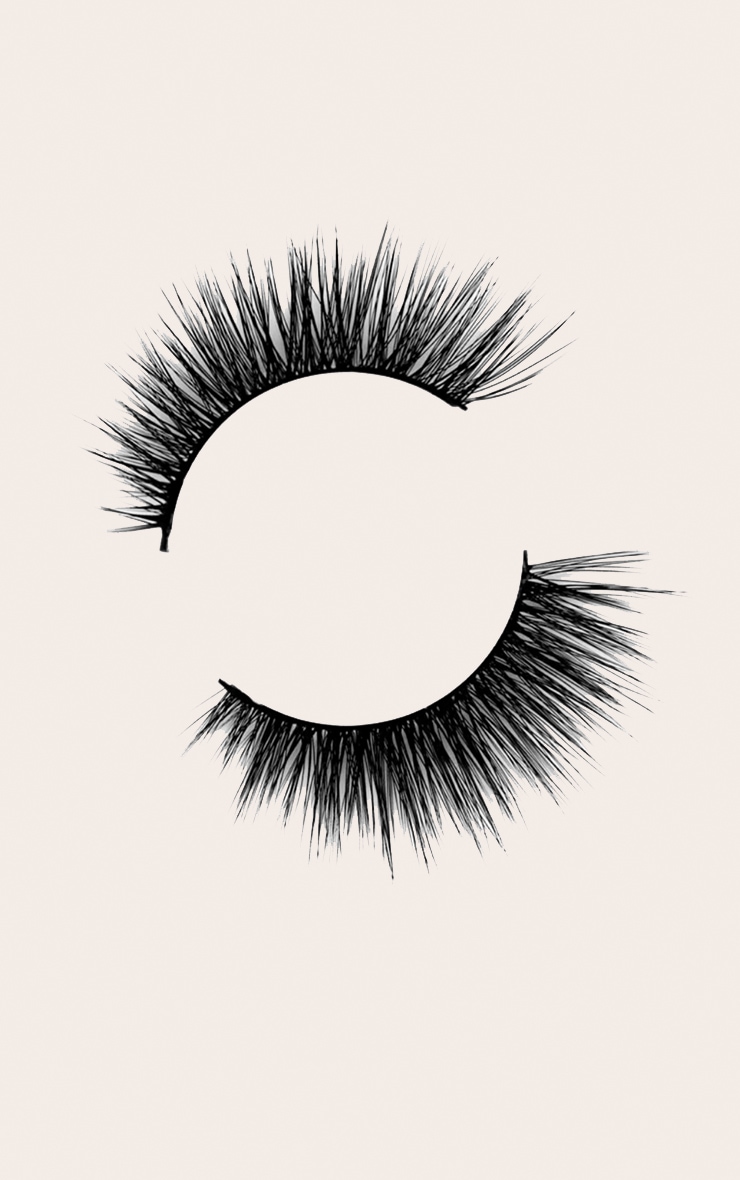 Land of Lashes Classic Collection Enchant Lash image 2