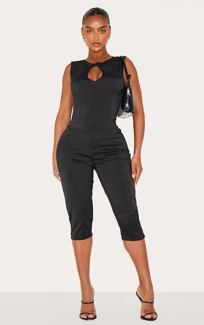 Shape Black Stretch Woven Pintuck Capri Pants