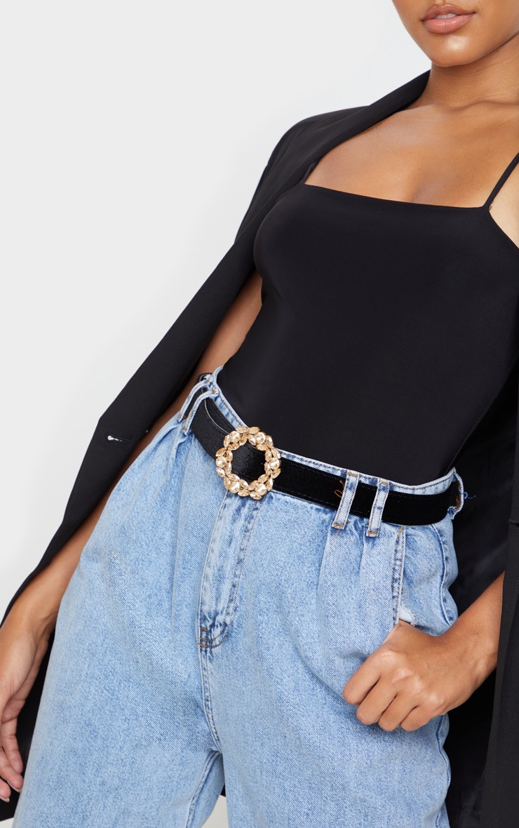 Ceinture en velours noir à boucle ronde