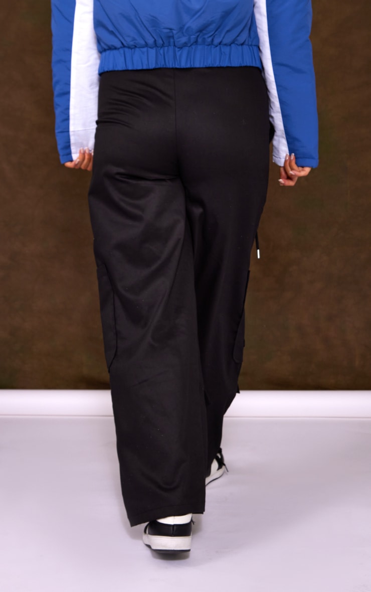 Maternité Pantalon de grossesse élastifié style cargo noir à poches image 3