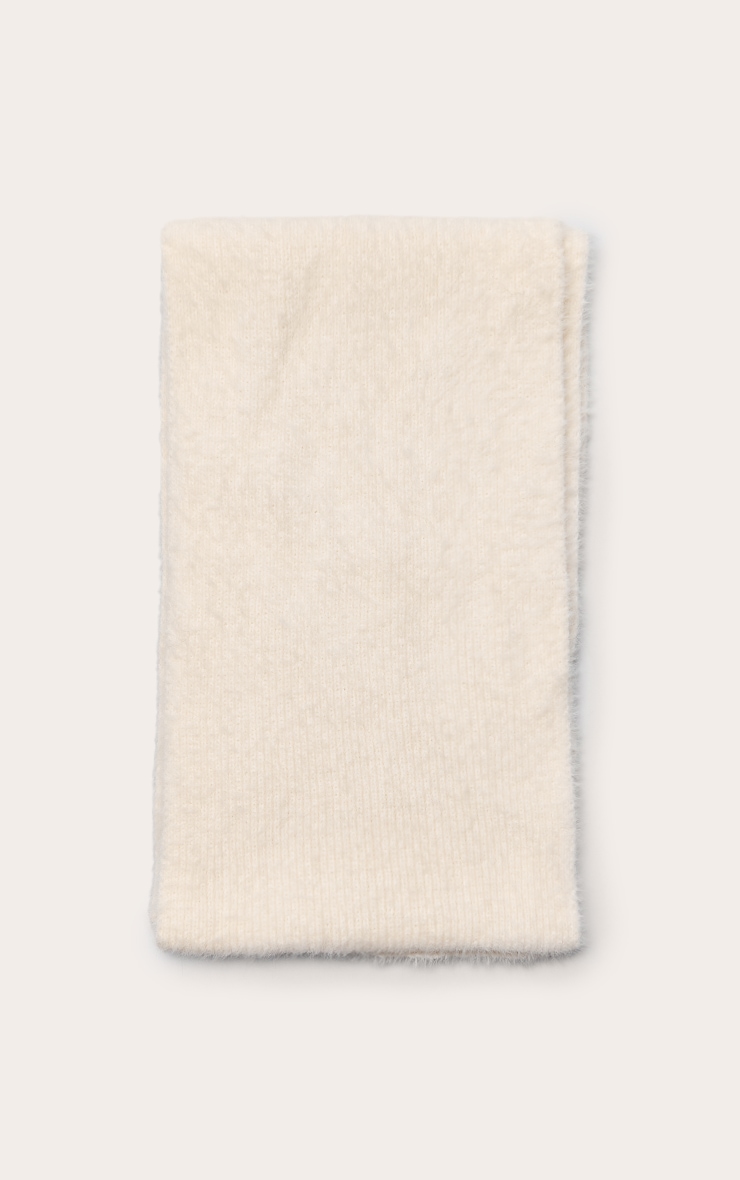 Écharpe en maille tricot duveteuse crème image 2