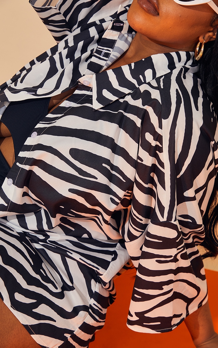 Plus Multi Zebra Oversized Short Sleeve Beach Shirt image 4