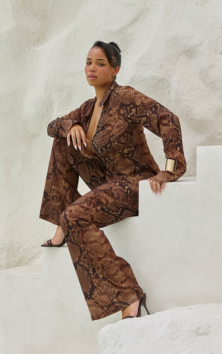 Plus Deep Brown Snake Print Chiffon Fitted Shirt image 3