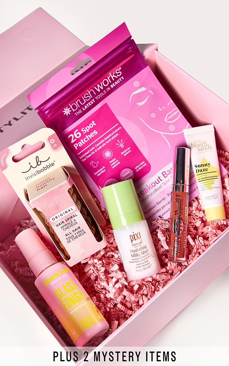PRETTYLITTLETHING Beauty Favourites (Worth £43) image 2