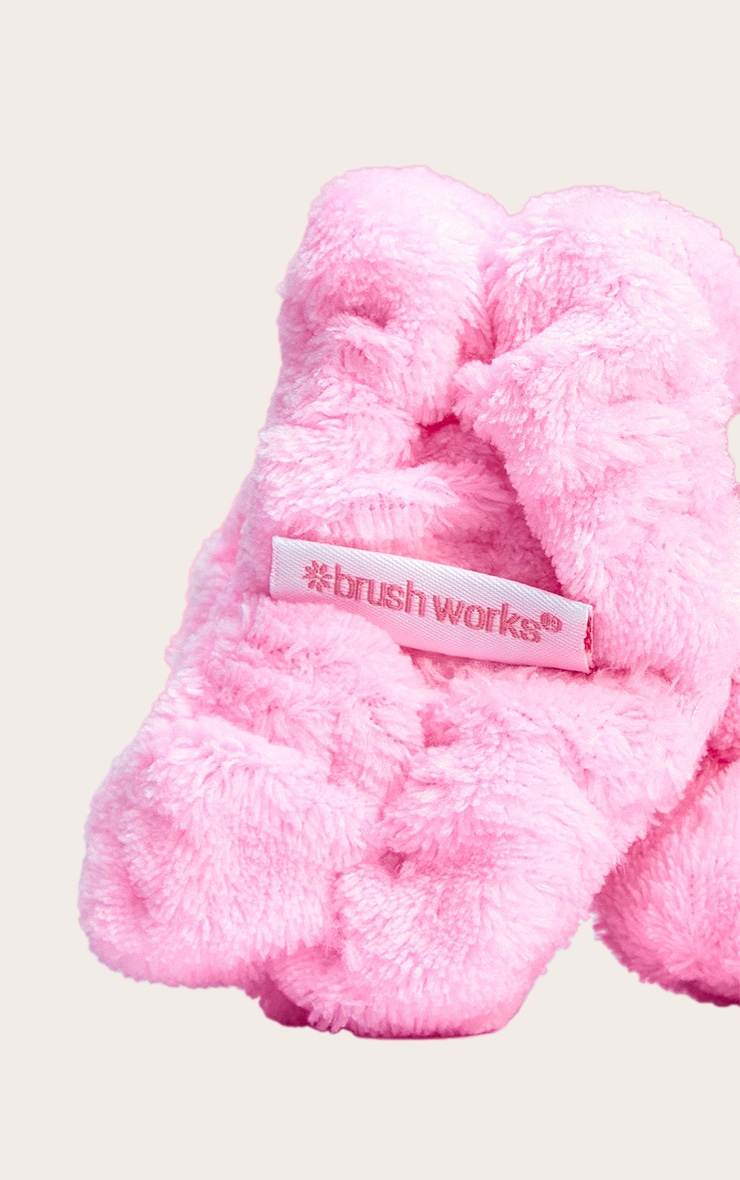Brushworks Pink Microfibre Wrist Washbands - 1 Set image 4