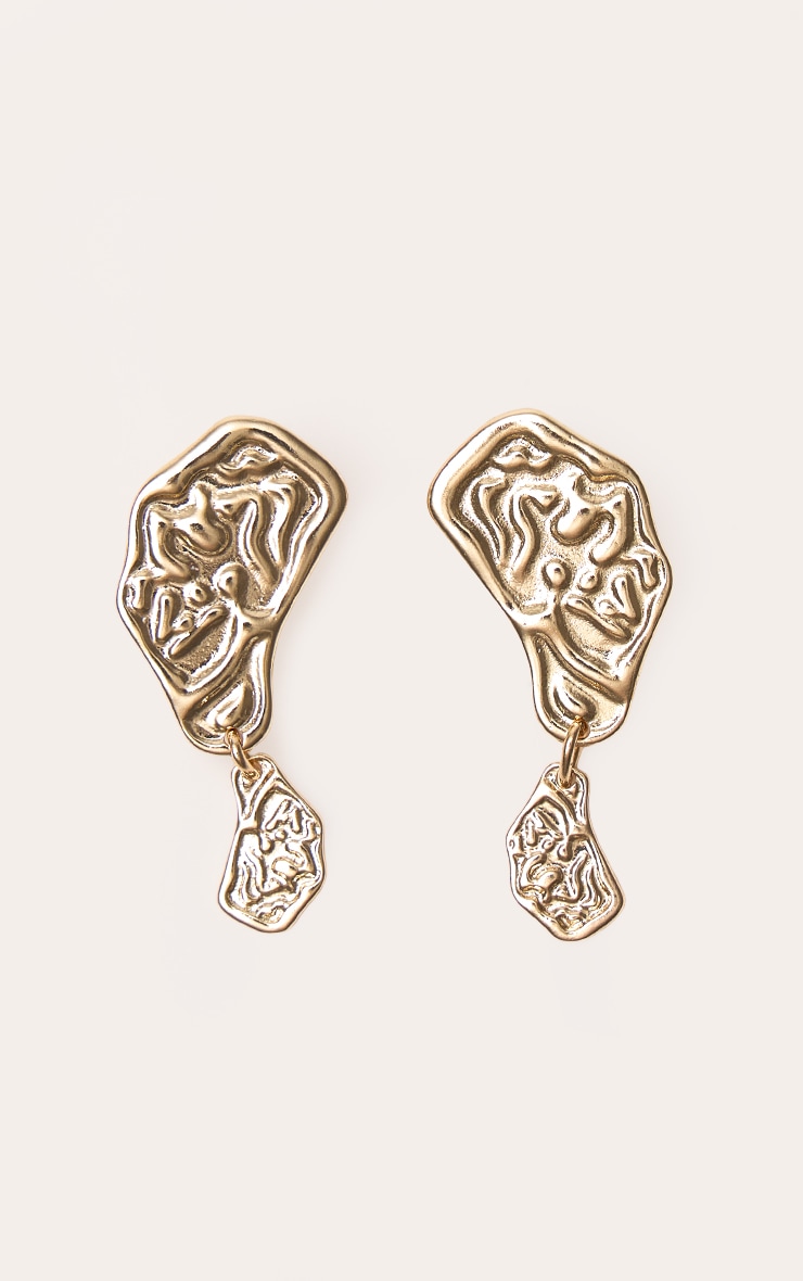 Boucles d'oreilles drapées texturées dorées image 2