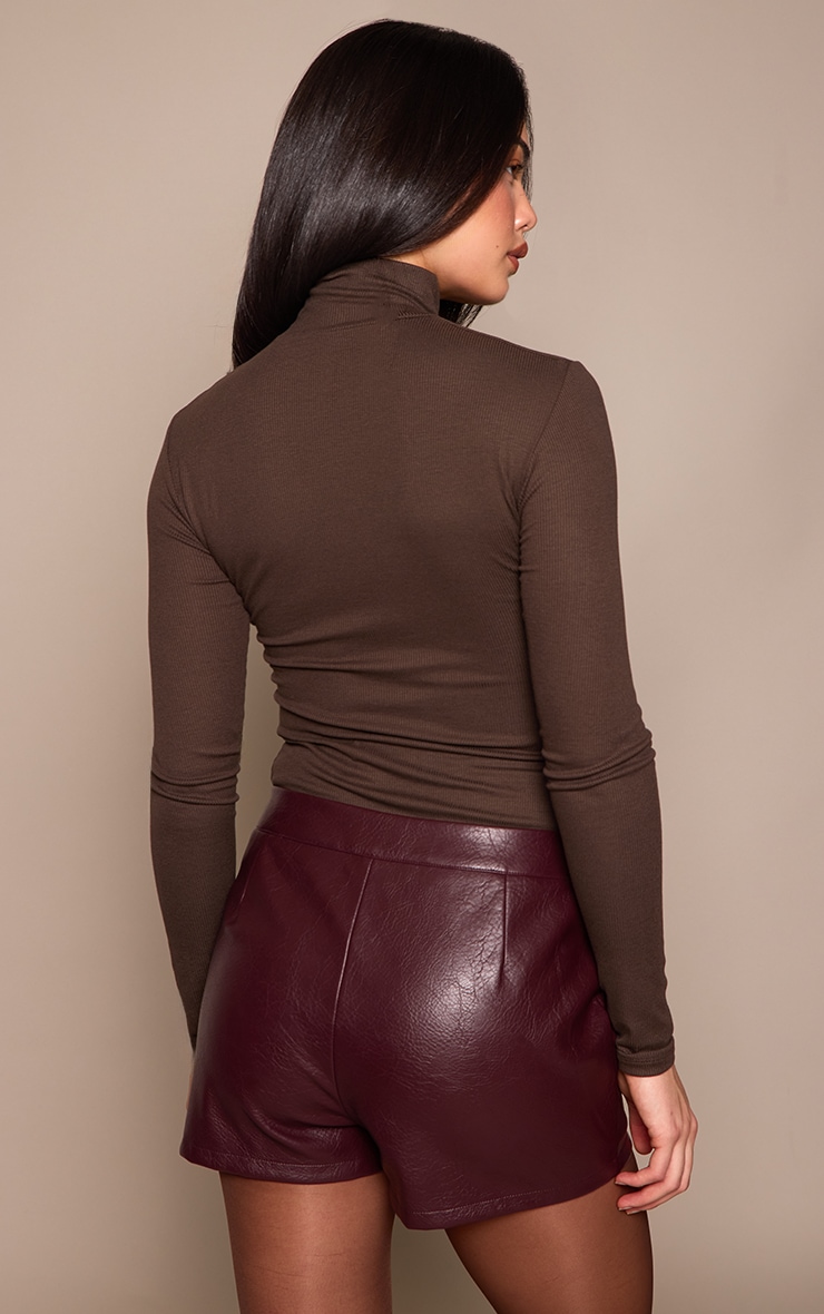 Wine Faux Leather Textured Hot Pants image 3