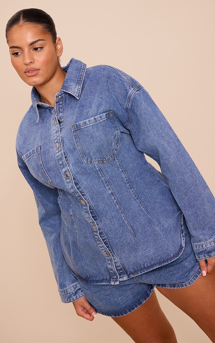 Plus Mid Blue Wash Mid Rise Denim Hotpants image 4
