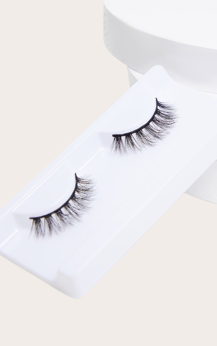 Peaches & Cream NO 28 False Eyelashes image 2