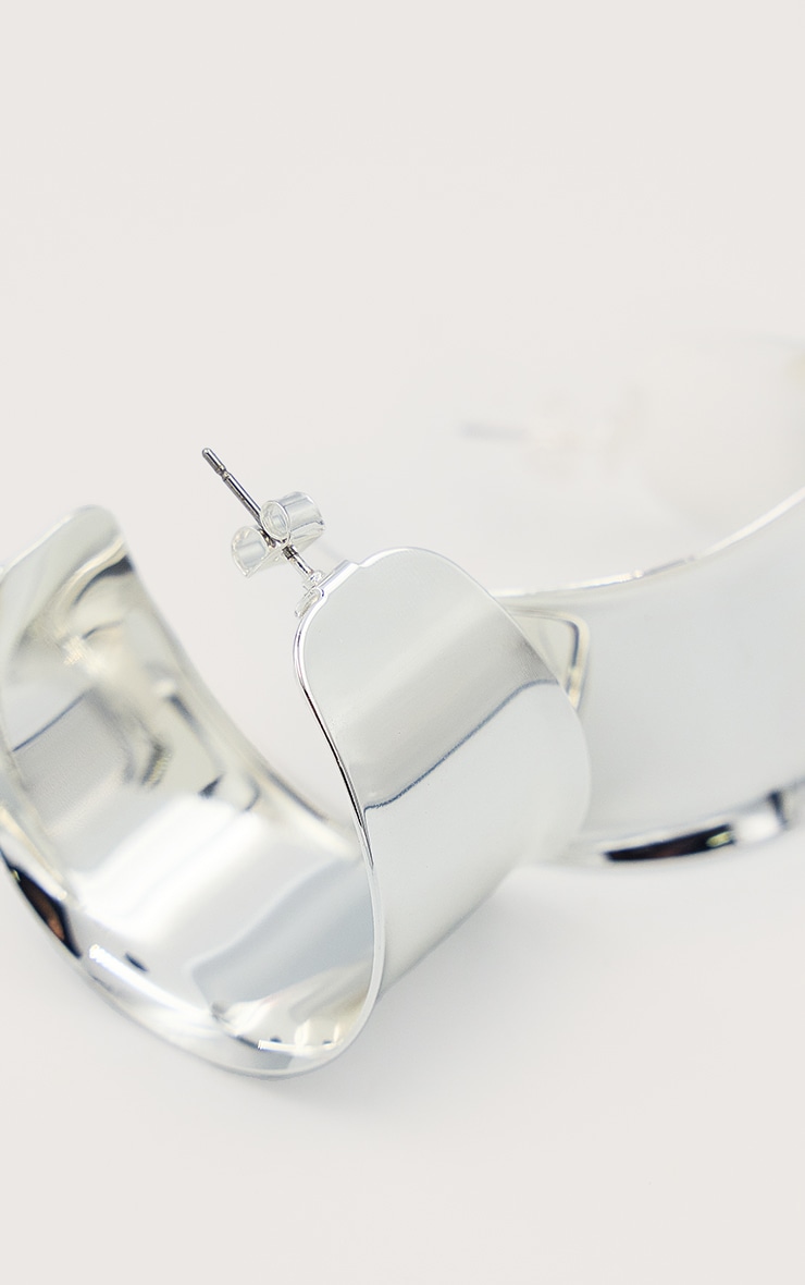 Silver Smooth Scooped Hoop Earrings image 3