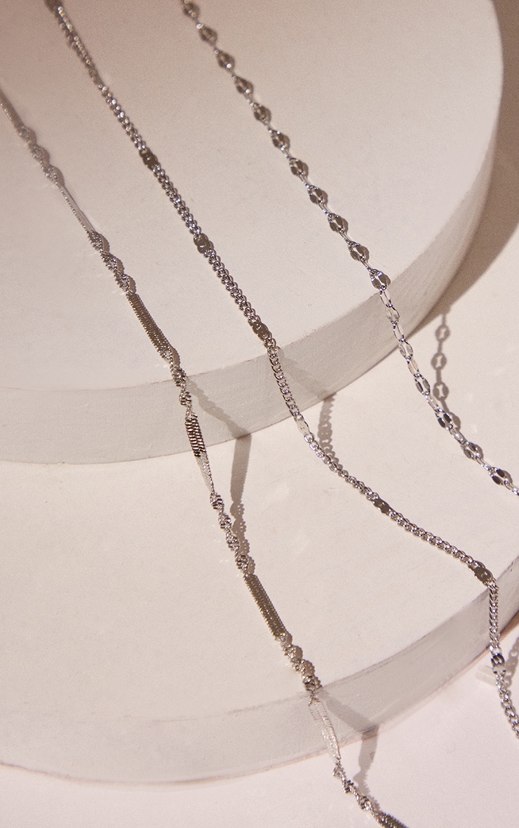 Silver Delicate Textured Chain Layered Necklace image 3