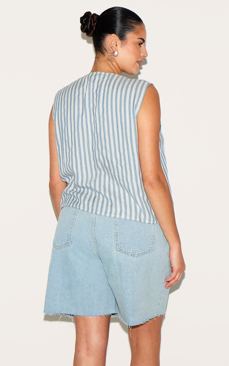 Plus Gilet bleu clair noué devant à rayures image 2