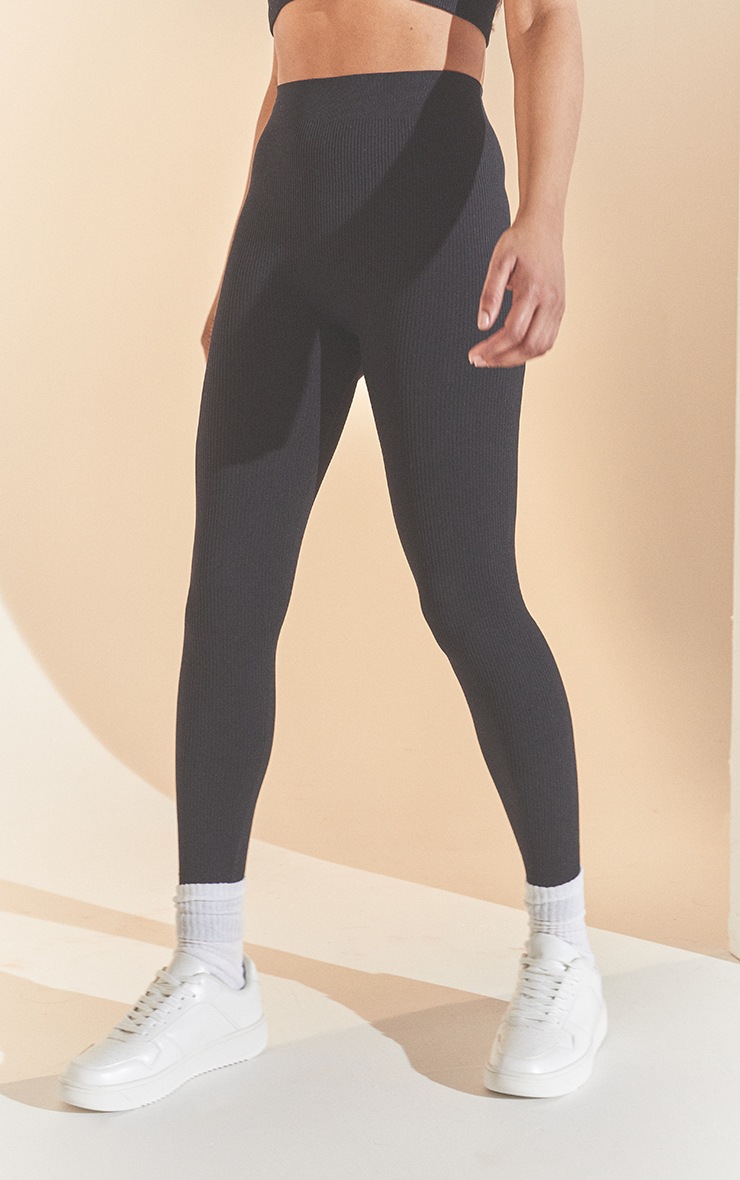 structured leggings