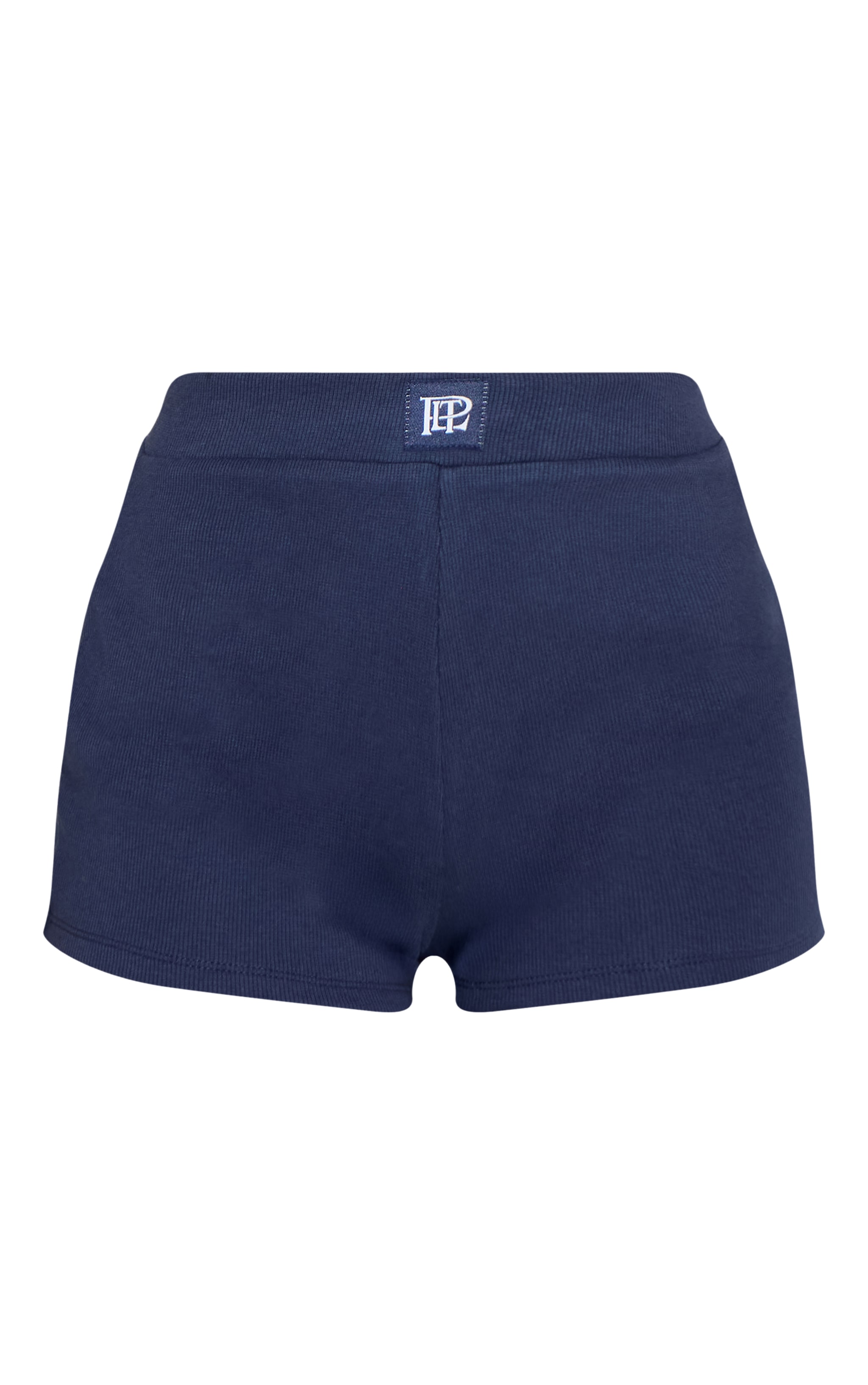 PrettyLittleThing Short de pyjama style boxer tonal bleu marine à emblème satiné image 6