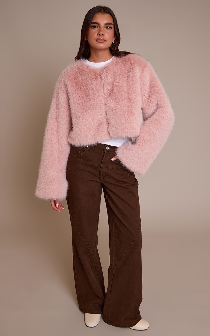 Manteau court en fausse fourrure rose clair image 3