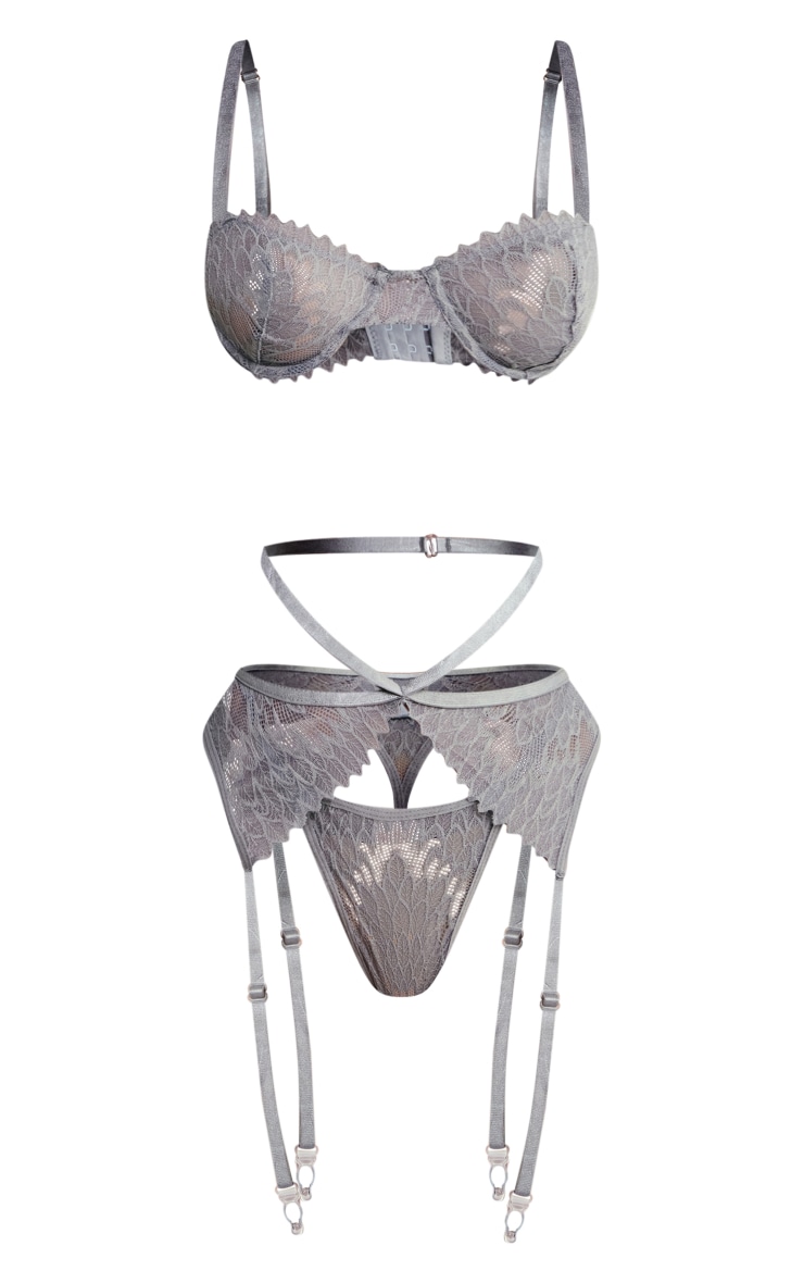 Grey Lace Scalloped Edge Underwired 3 Piece Lingerie Set image 5