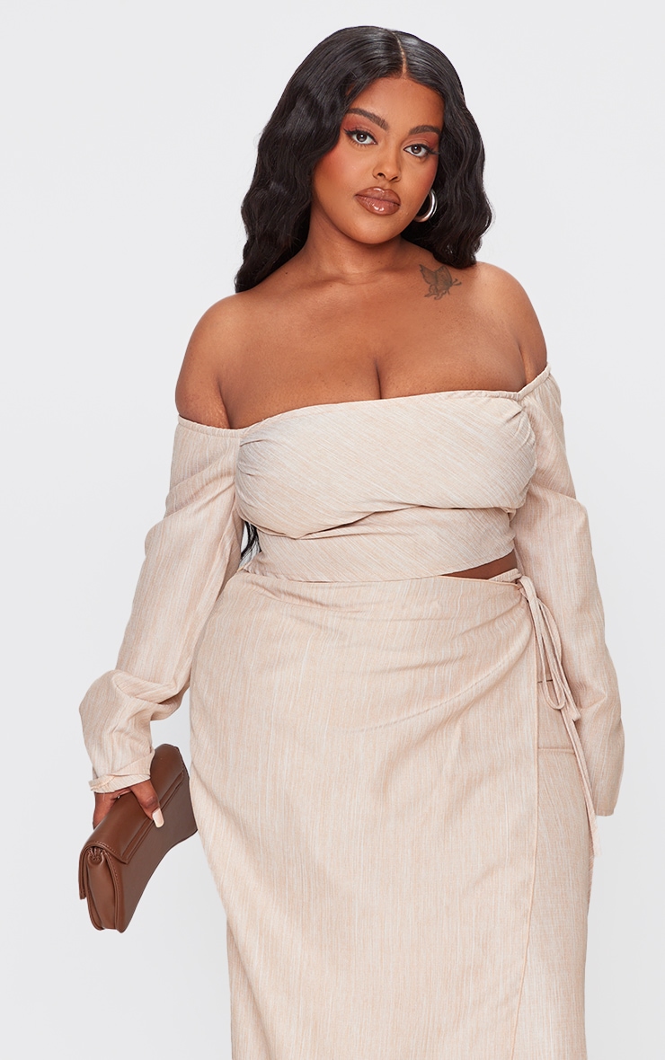 Femme Plus Crop top gris pierre a manches longues et col bar