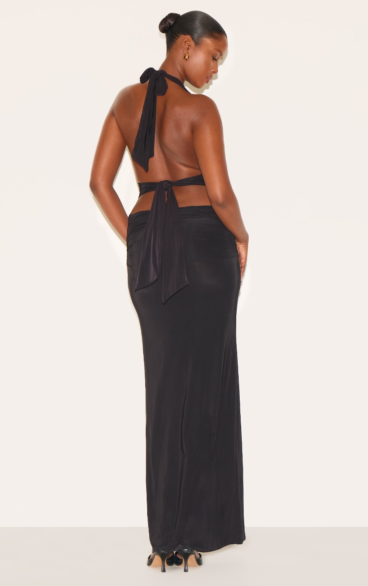 Robe longue moulante noire à décolleté très plongeant image 2