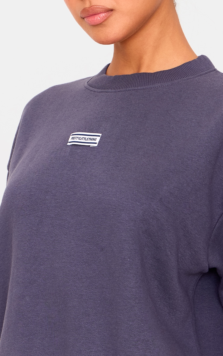 PRETTYLITTLETHING Navy Badge Detail Oversized Short Sleeve Sweatshirt image 4